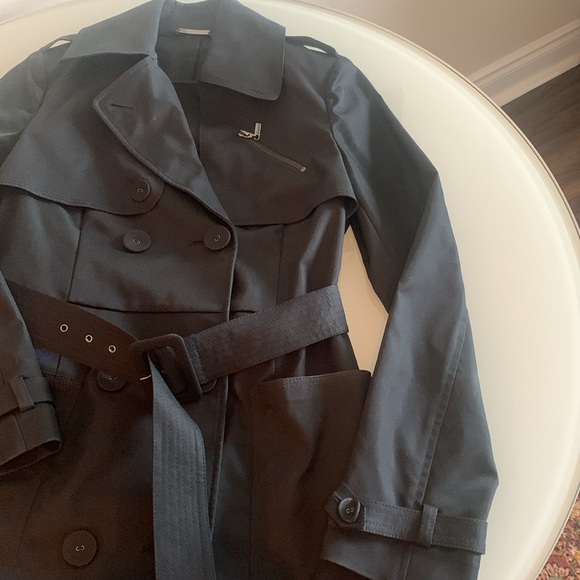 Guess by Marciano black trench size small. - Picture 6 of 14